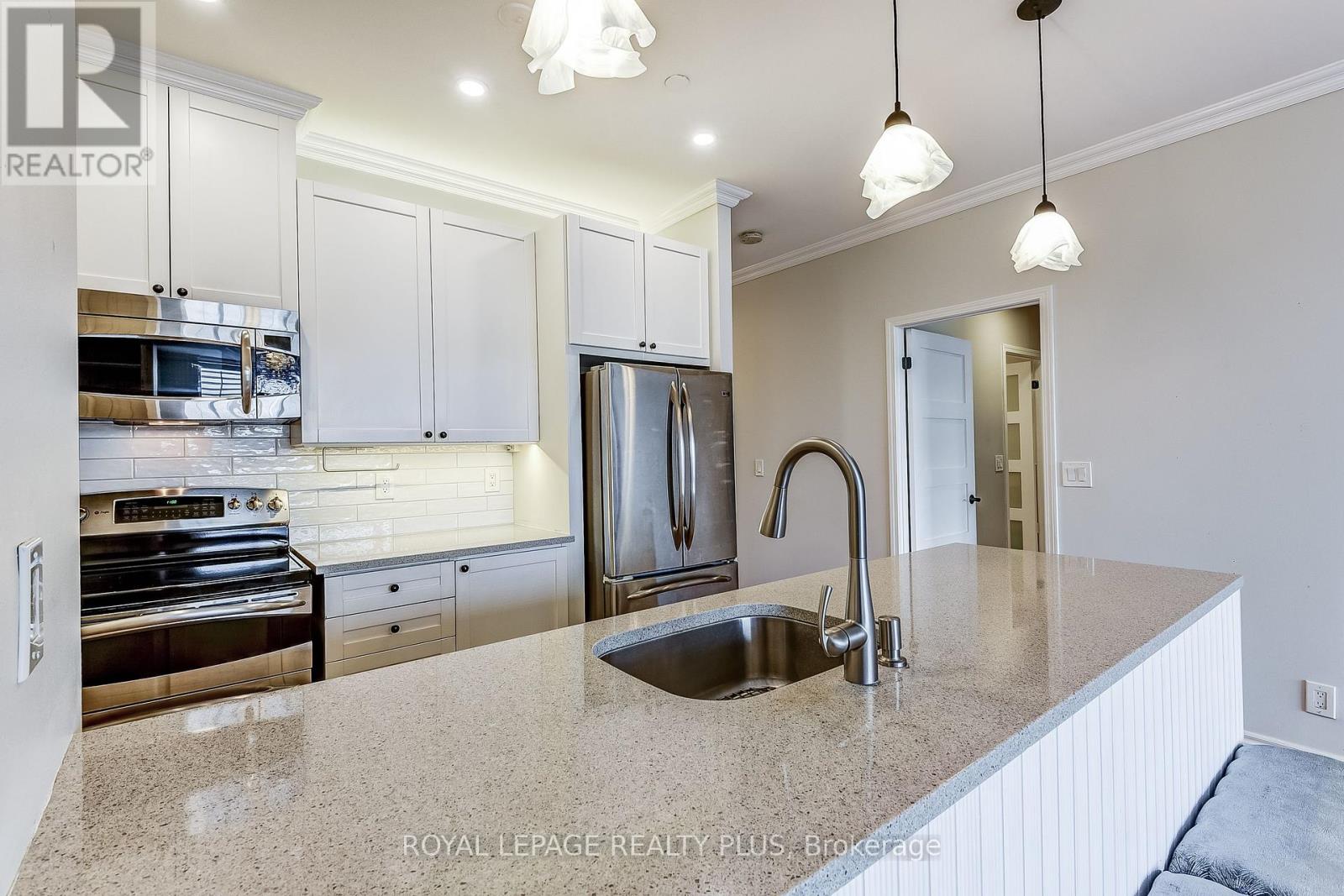 715 - 980 Yonge Street, Toronto, Ontario  M4W 3V8 - Photo 14 - C12426456