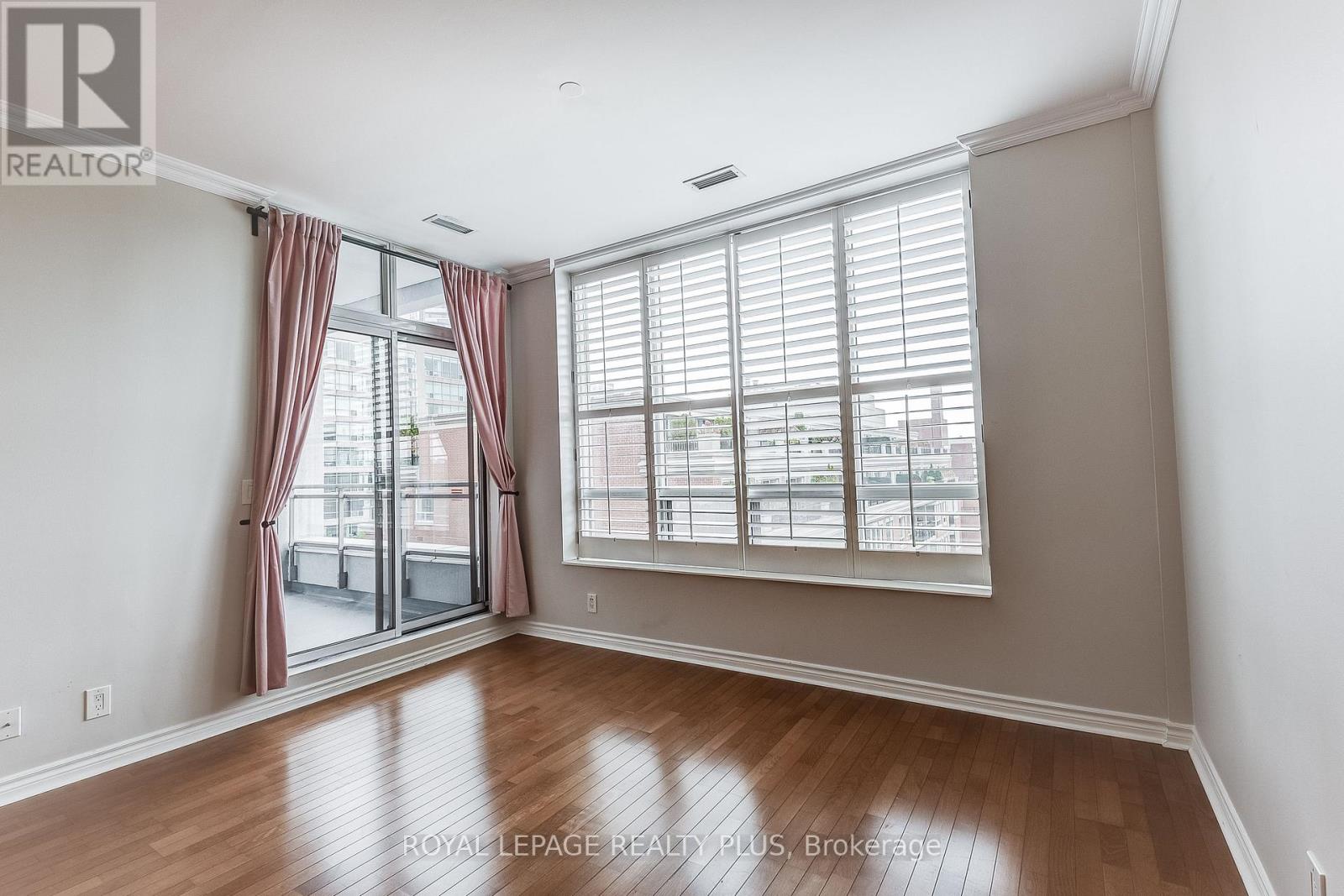 715 - 980 Yonge Street, Toronto, Ontario  M4W 3V8 - Photo 17 - C12426456