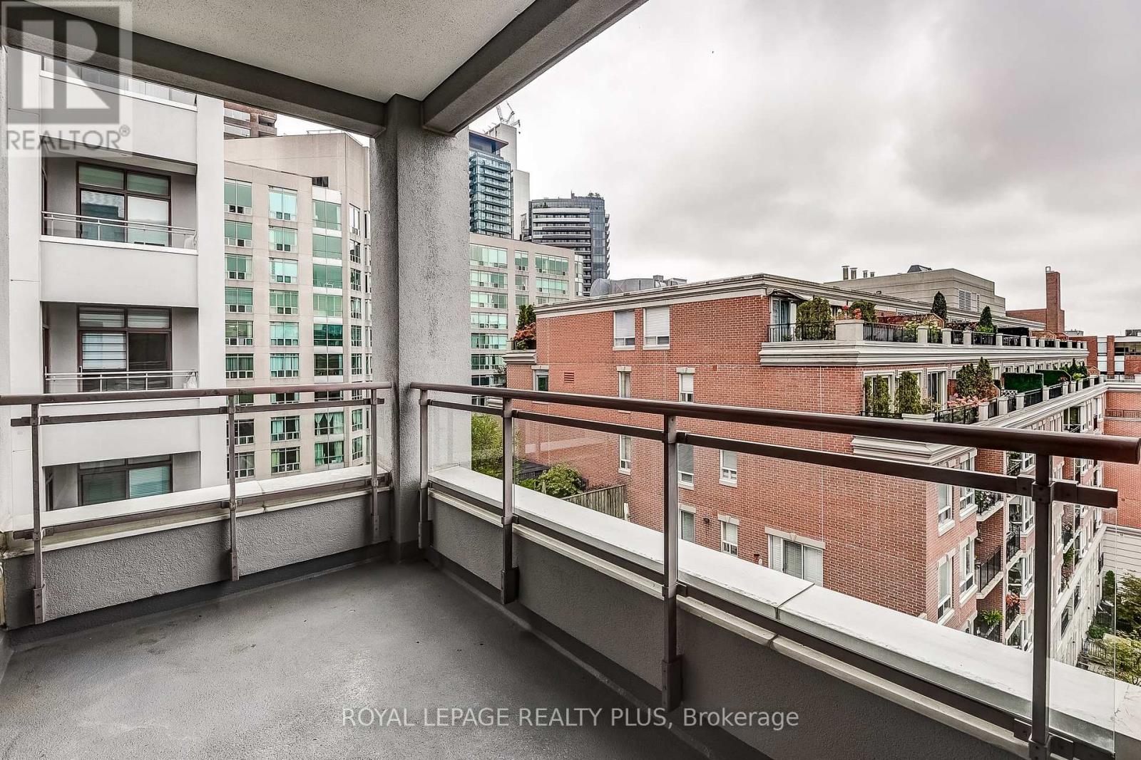 715 - 980 Yonge Street, Toronto, Ontario  M4W 3V8 - Photo 22 - C12426456