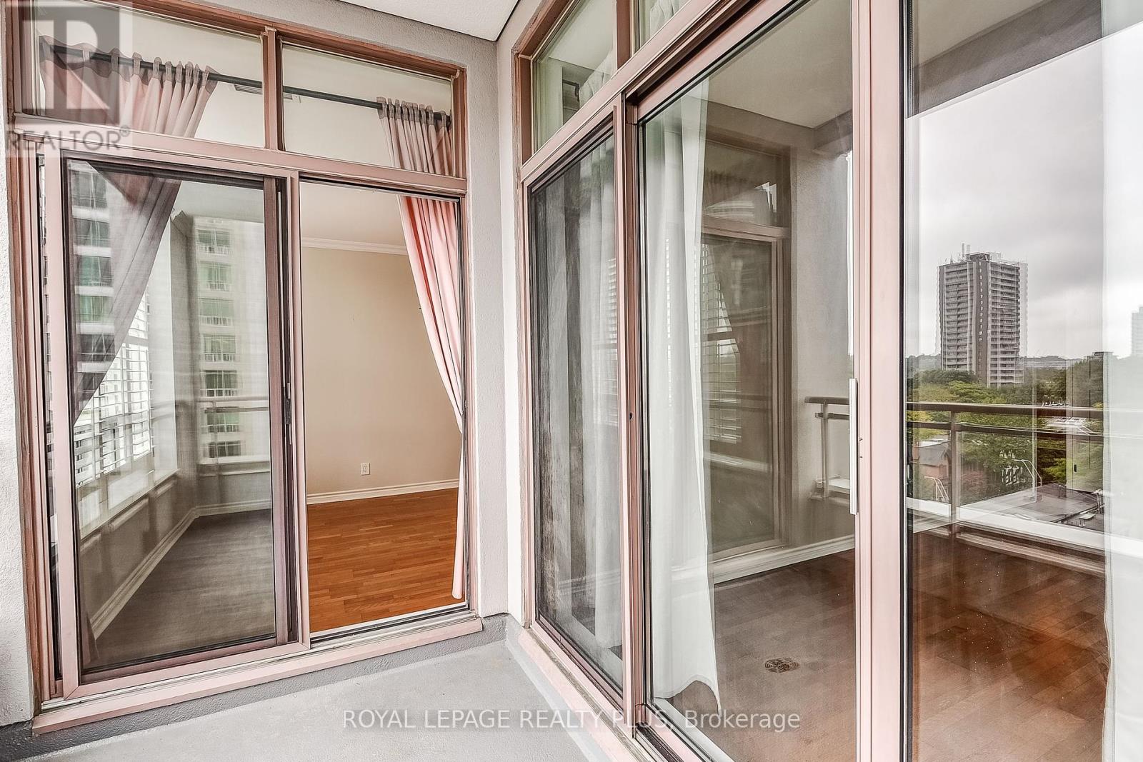 715 - 980 Yonge Street, Toronto, Ontario  M4W 3V8 - Photo 24 - C12426456