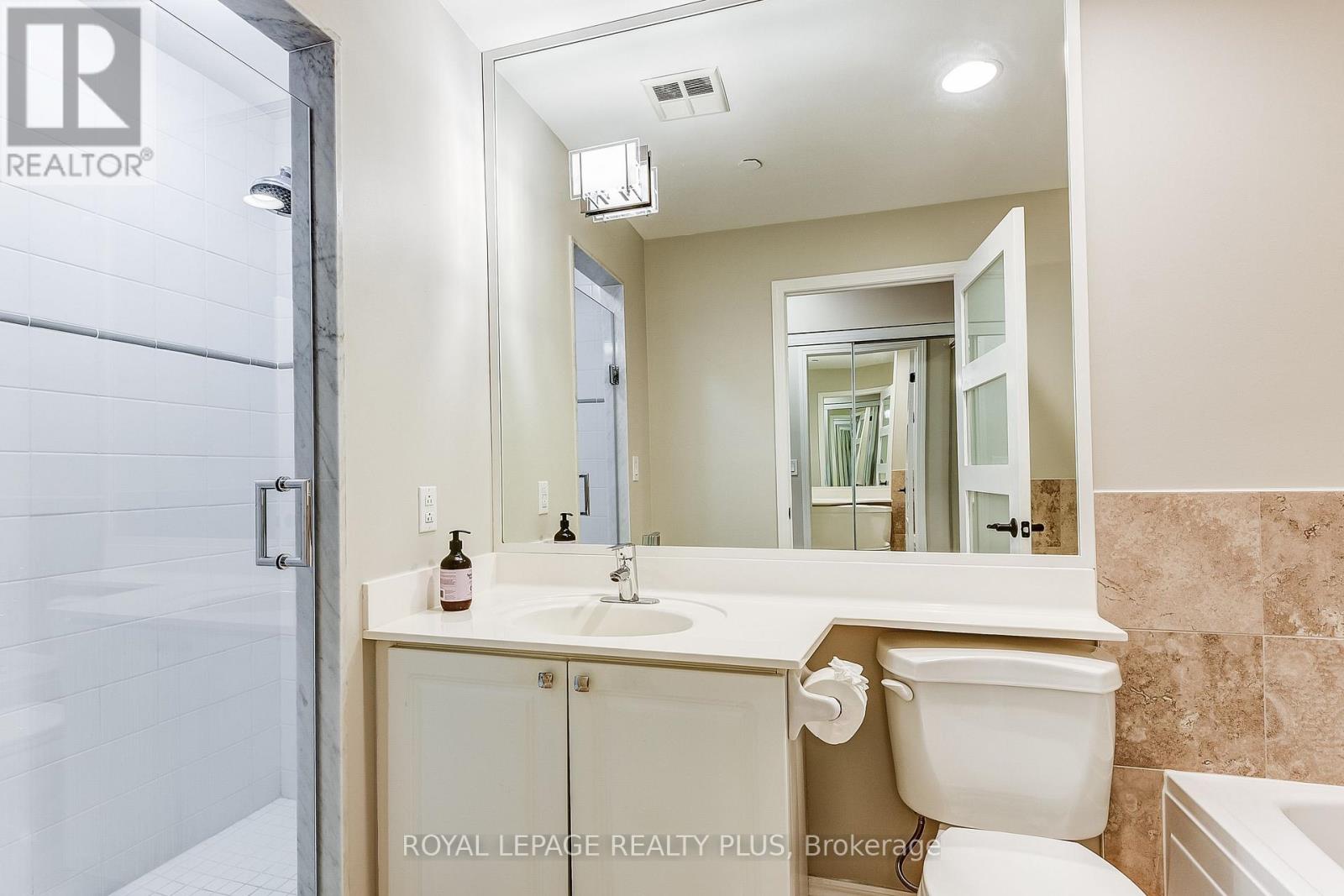 715 - 980 Yonge Street, Toronto, Ontario  M4W 3V8 - Photo 33 - C12426456
