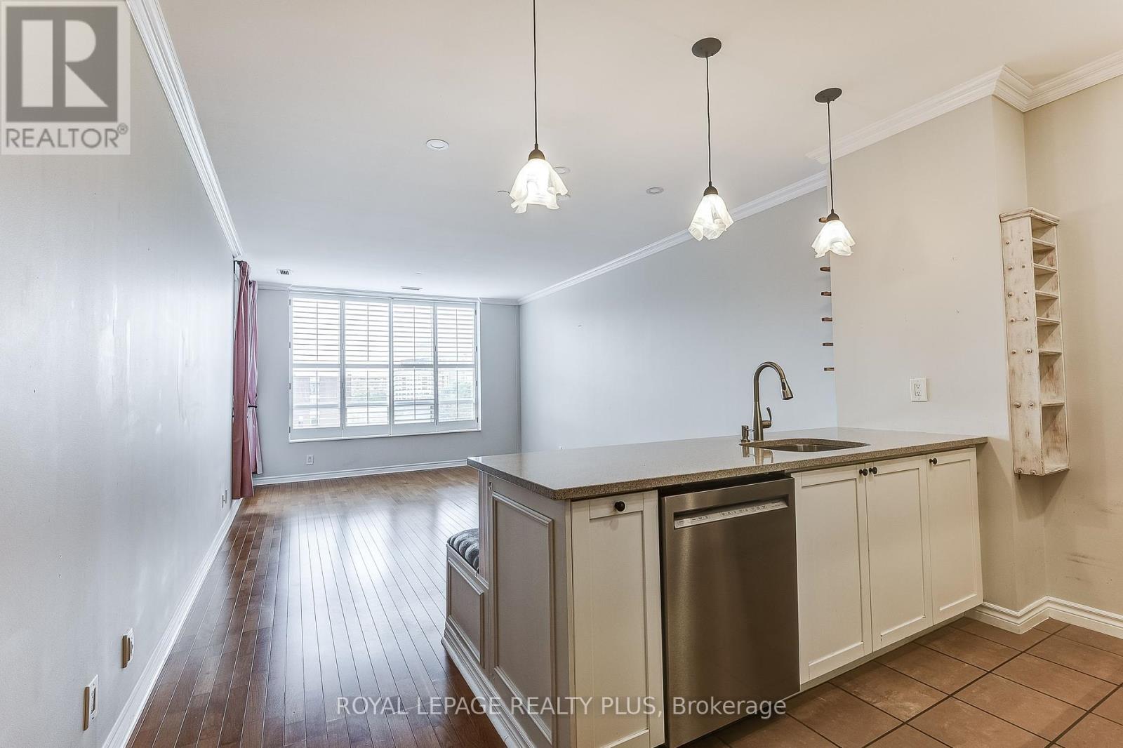 715 - 980 Yonge Street, Toronto, Ontario  M4W 3V8 - Photo 8 - C12426456