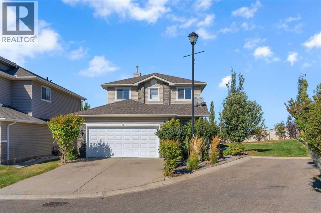 117 Cove Hill, Chestermere, Alberta  T1X 1S7 - Photo 2 - A2259760