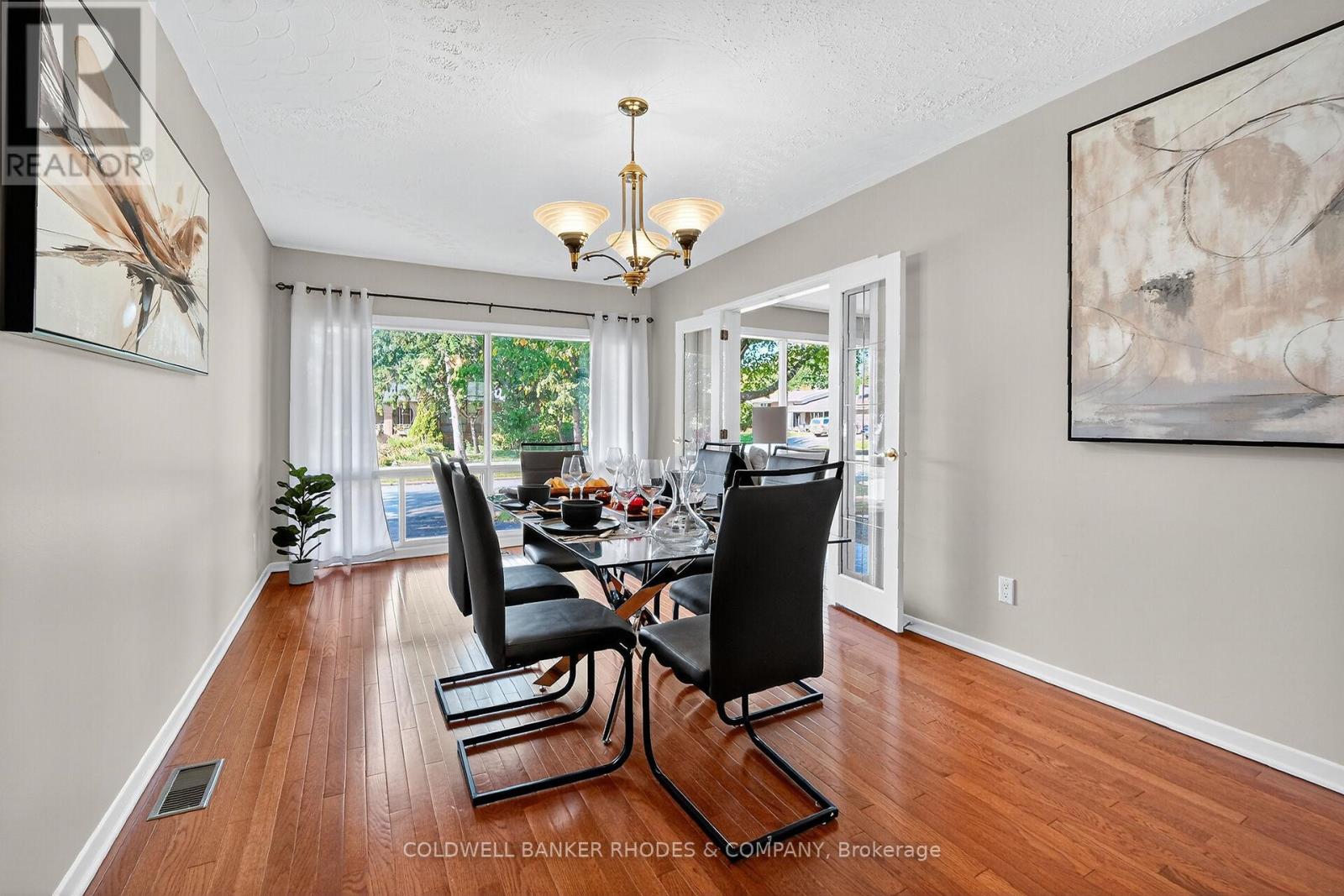 11 Willeth Avenue, Ottawa, Ontario  K2E 5C2 - Photo 11 - X12426494