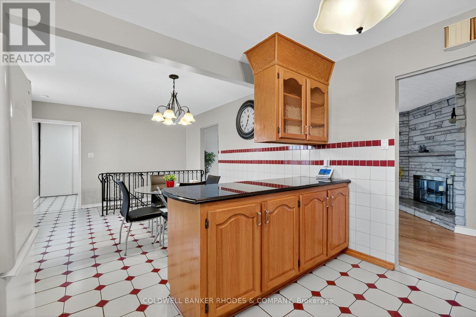 11 Willeth Avenue, Ottawa, Ontario  K2E 5C2 - Photo 18 - X12426494
