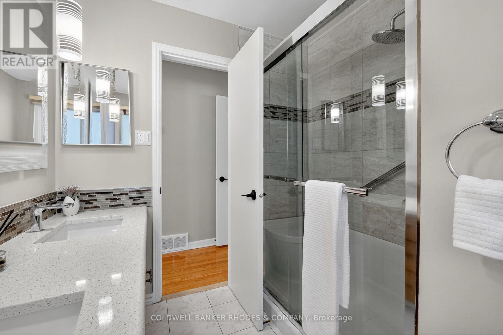 11 Willeth Avenue, Ottawa, Ontario  K2E 5C2 - Photo 21 - X12426494