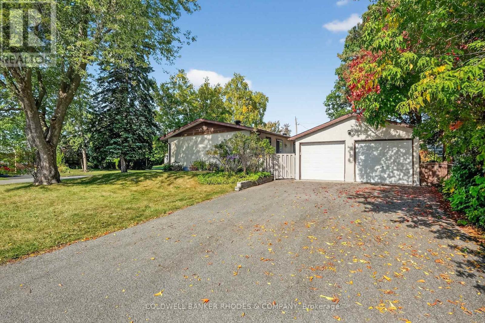11 Willeth Avenue, Ottawa, Ontario  K2E 5C2 - Photo 42 - X12426494