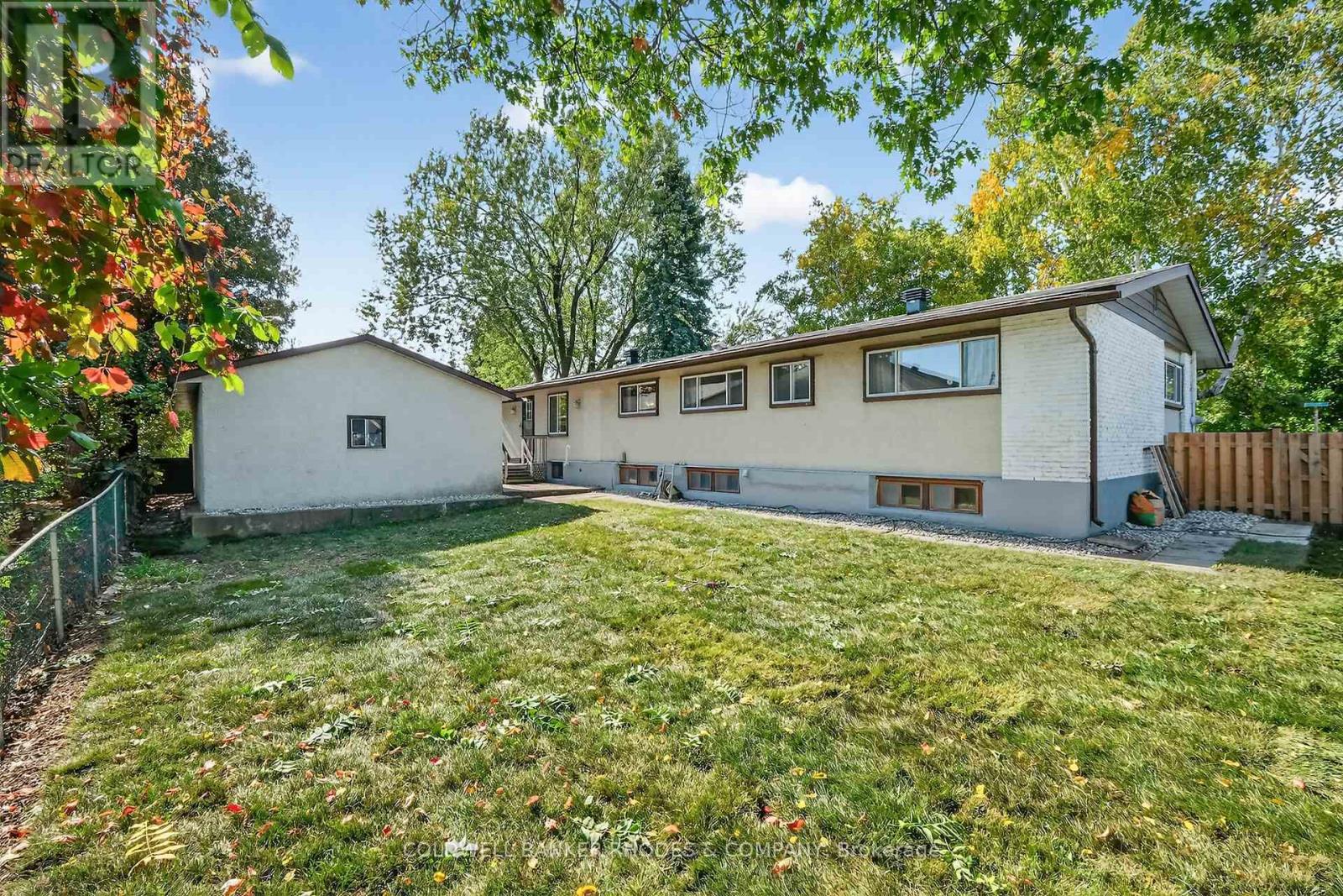 11 Willeth Avenue, Ottawa, Ontario  K2E 5C2 - Photo 43 - X12426494