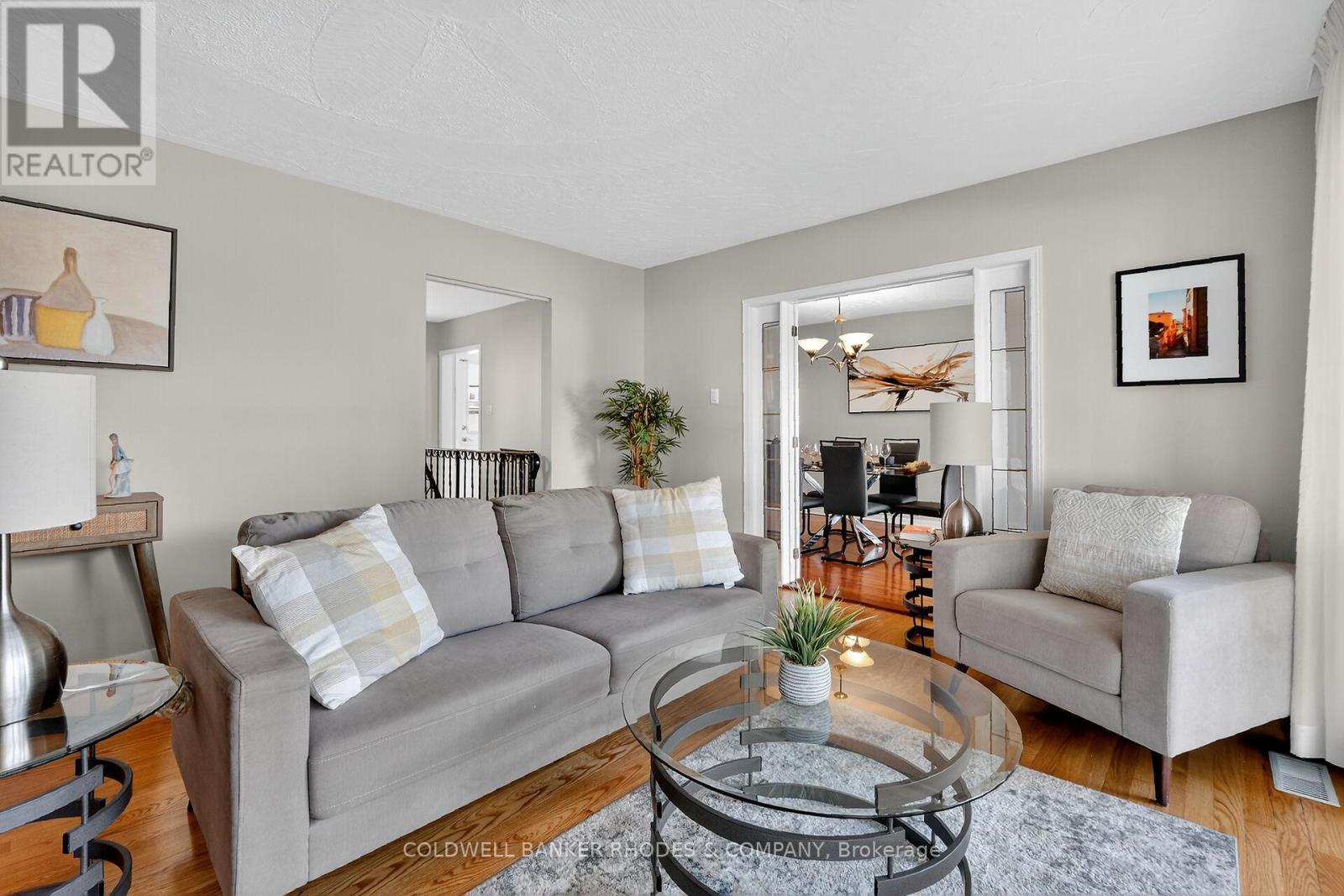 11 Willeth Avenue, Ottawa, Ontario  K2E 5C2 - Photo 9 - X12426494