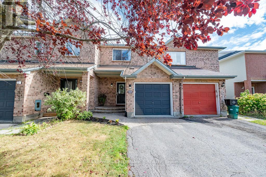 1649 Greywood Drive, Ottawa, Ontario  K1C 7L9 - Photo 2 - X12426542