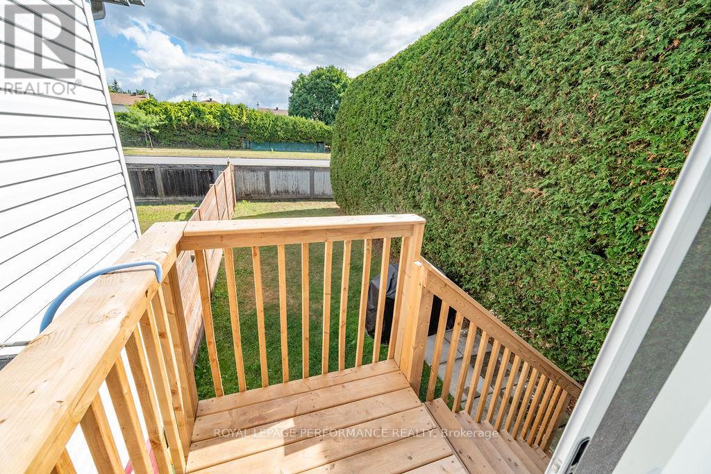 1649 Greywood Drive, Ottawa, Ontario  K1C 7L9 - Photo 27 - X12426542