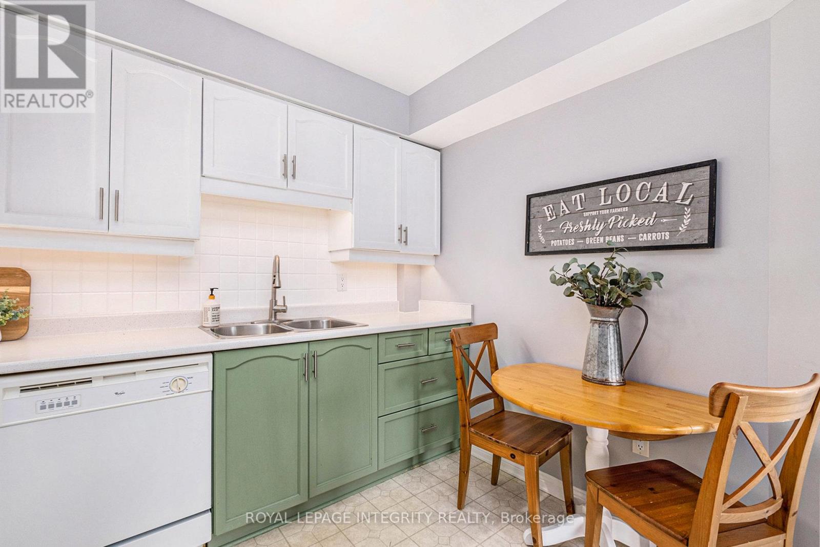 303 - 1 Meridian Place, Ottawa, Ontario  K2G 6N1 - Photo 13 - X12426620