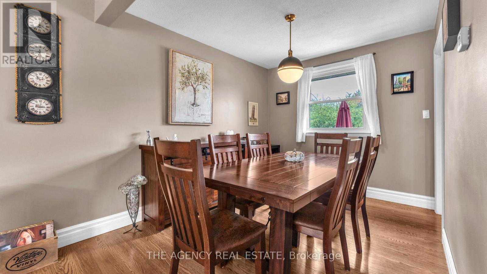 77 Southview Crescent, London South, Ontario  N6J 3L6 - Photo 12 - X12426468