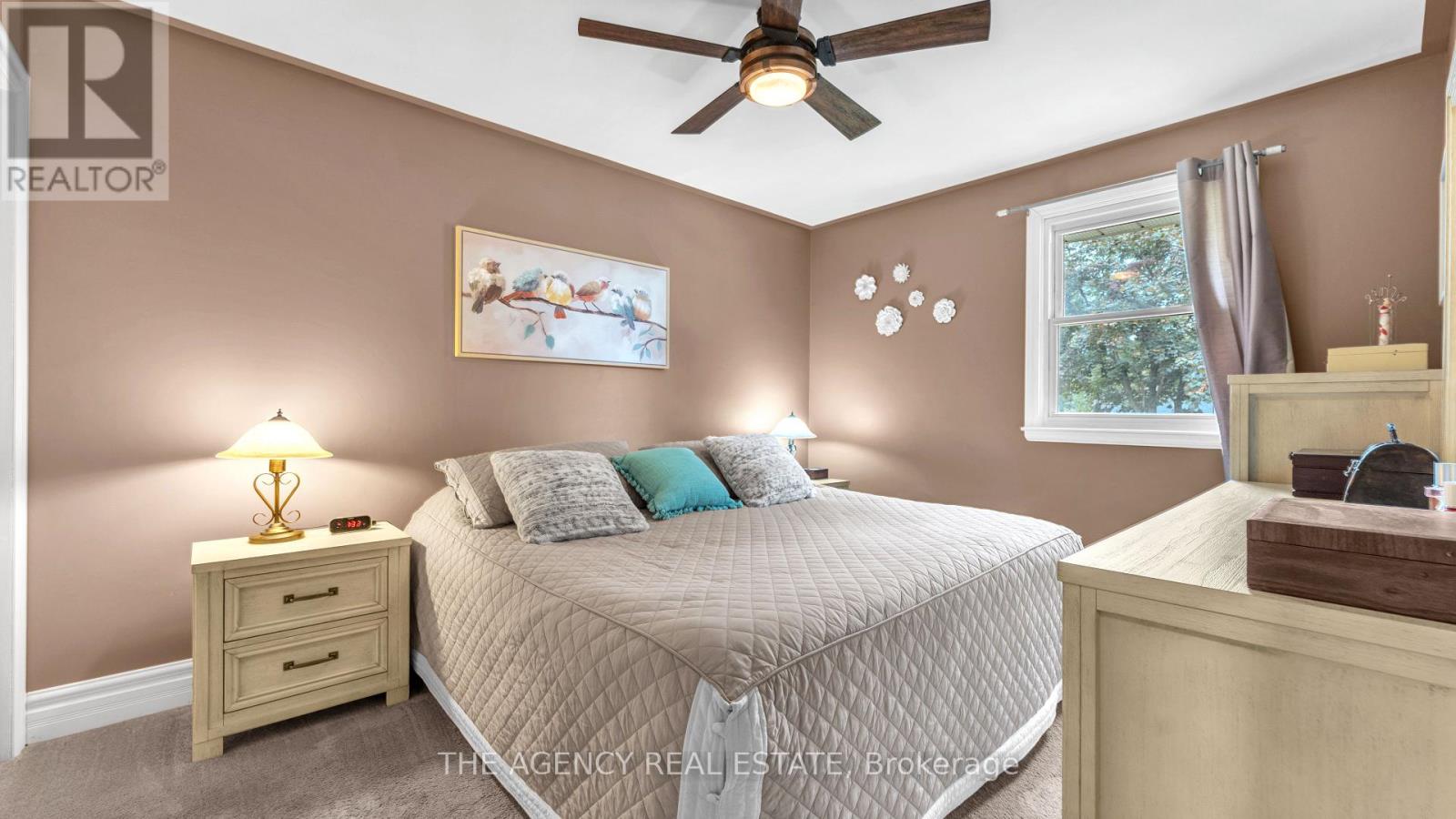 77 Southview Crescent, London South, Ontario  N6J 3L6 - Photo 14 - X12426468