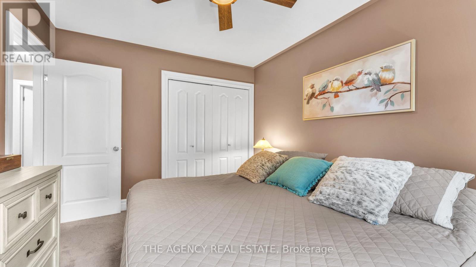 77 Southview Crescent, London South, Ontario  N6J 3L6 - Photo 15 - X12426468