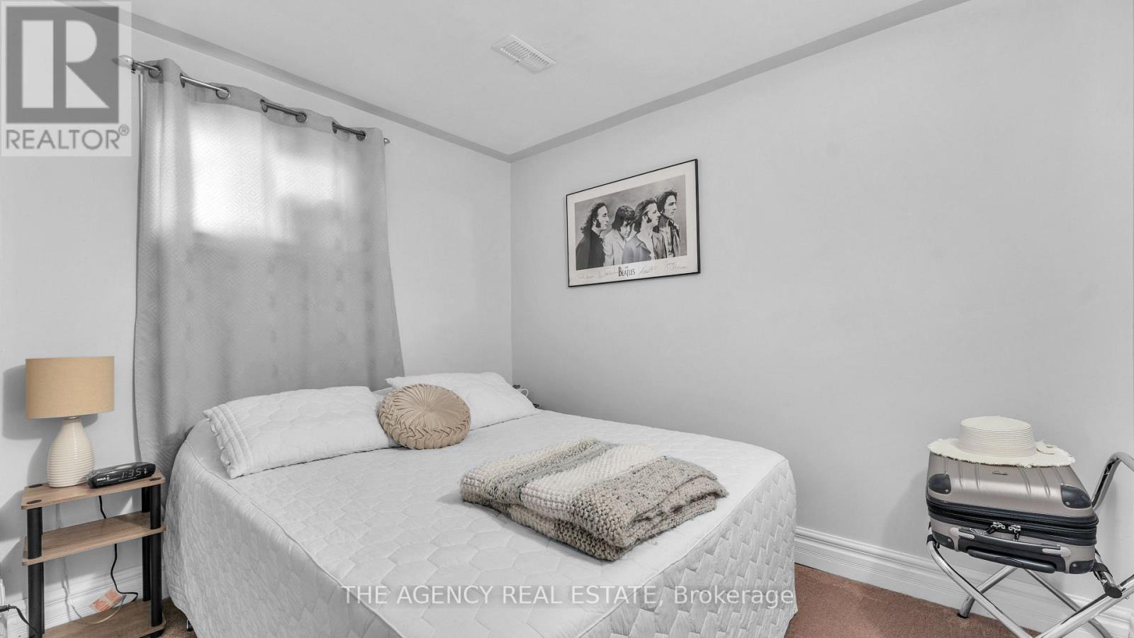 77 Southview Crescent, London South, Ontario  N6J 3L6 - Photo 23 - X12426468