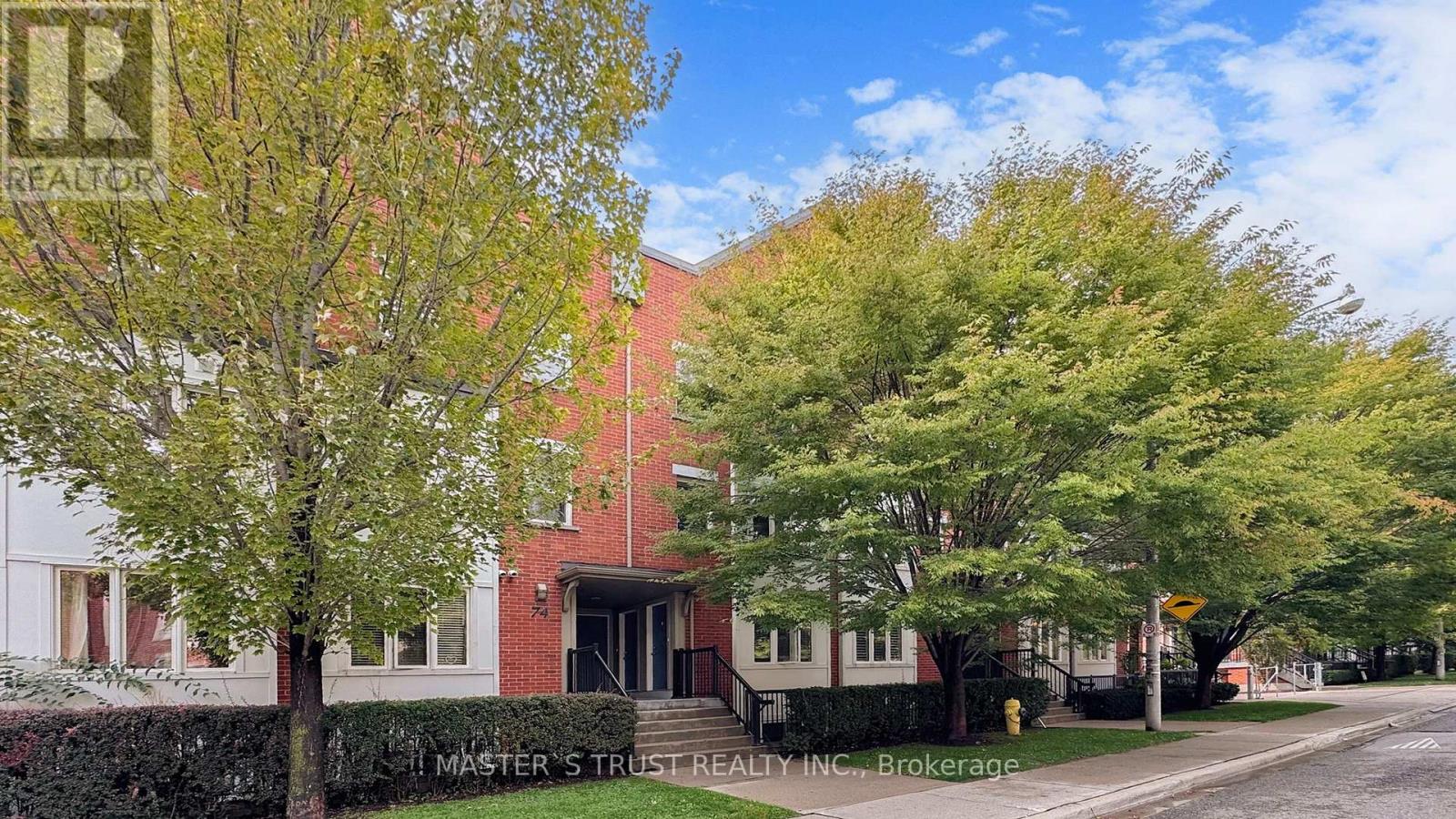 UNIT4 - 74 MUNRO STREET, Toronto, Ontario