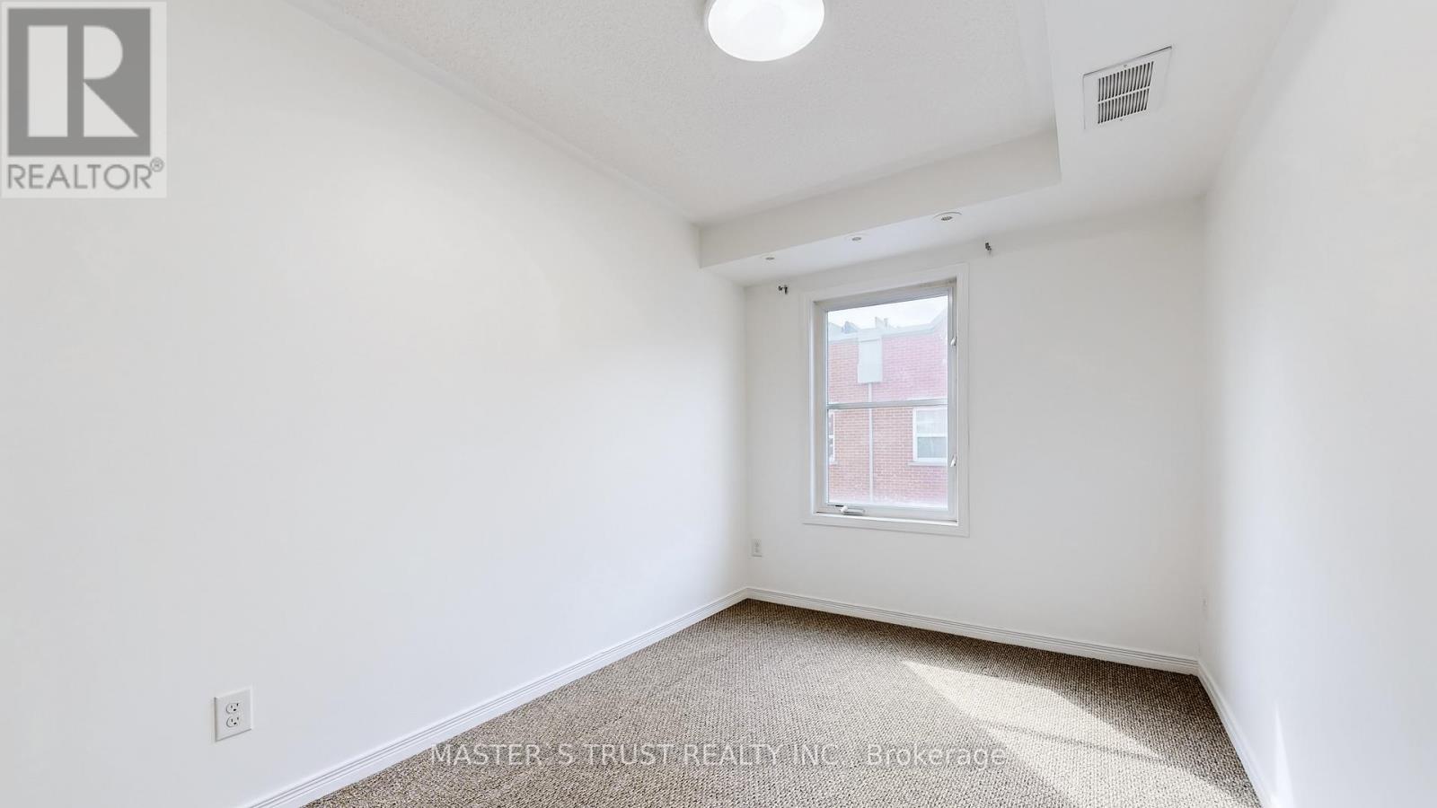 Unit4 - 74 Munro Street, Toronto, Ontario  M4M 2S9 - Photo 17 - E12426446
