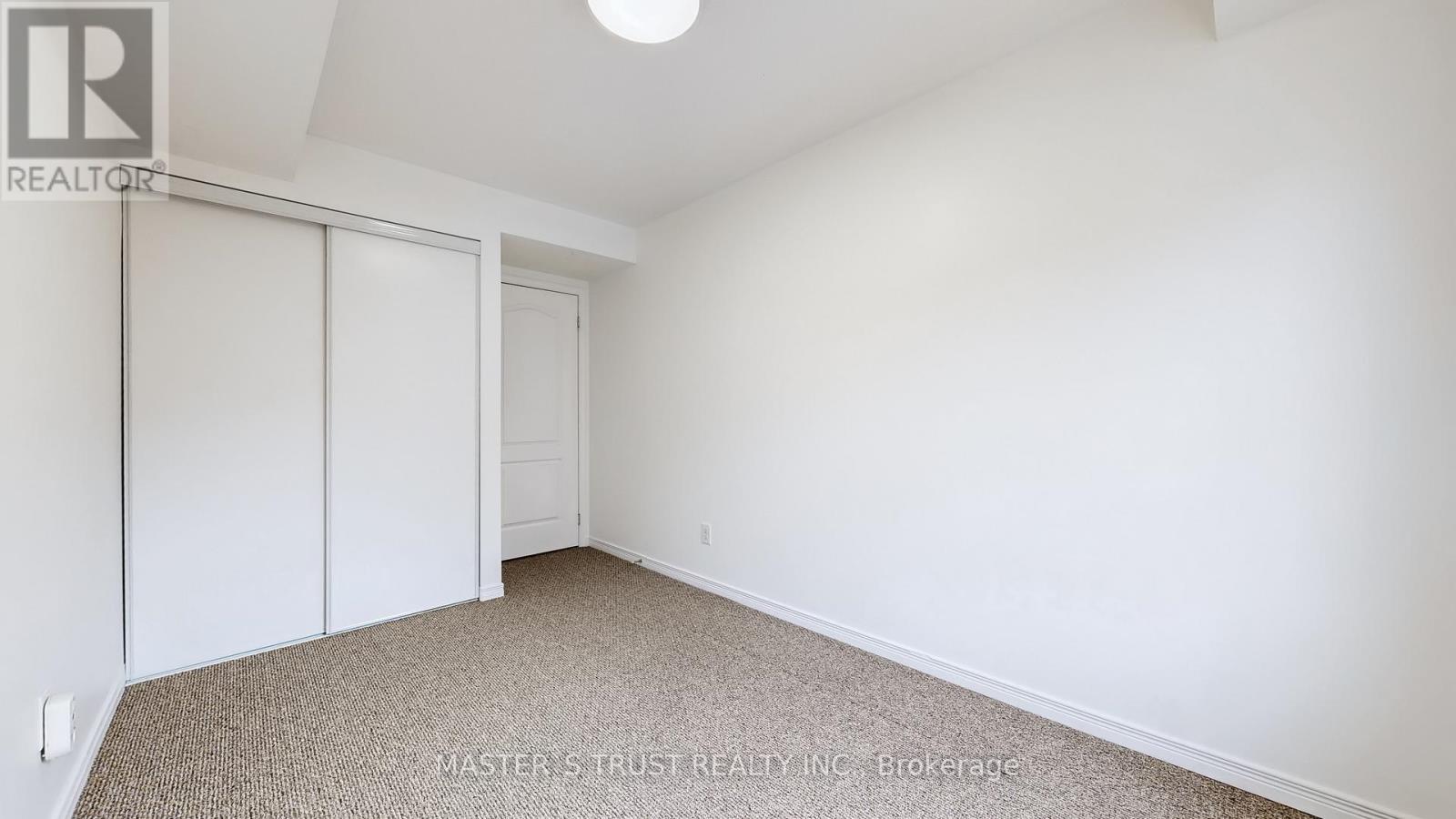 Unit4 - 74 Munro Street, Toronto, Ontario  M4M 2S9 - Photo 19 - E12426446