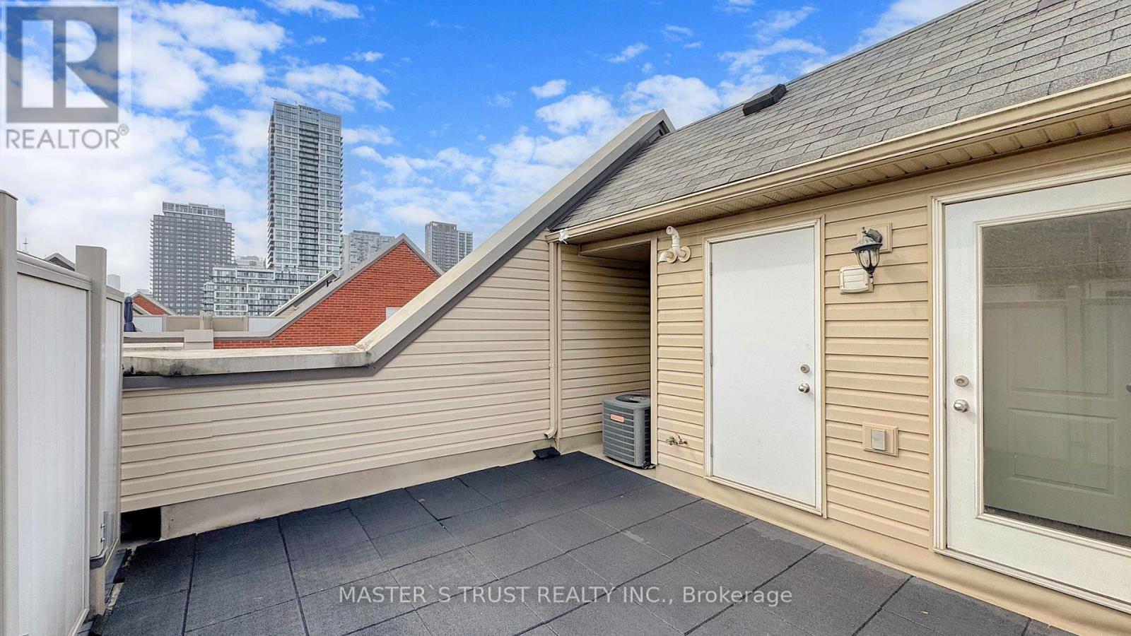 Unit4 - 74 Munro Street, Toronto, Ontario  M4M 2S9 - Photo 24 - E12426446