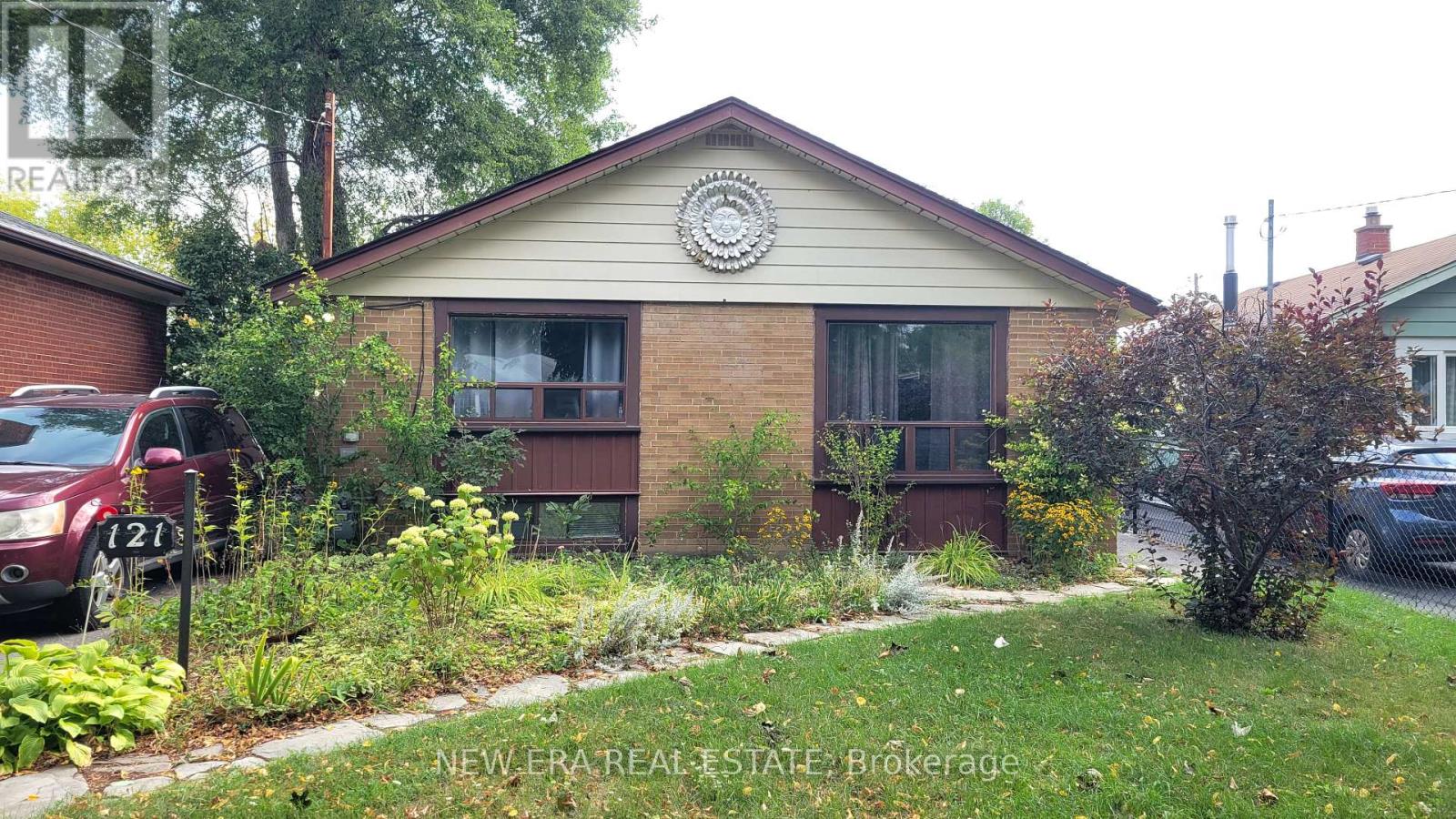 121 Pandora Circle, Toronto, Ontario  M1H 1V8 - Photo 3 - E12426447