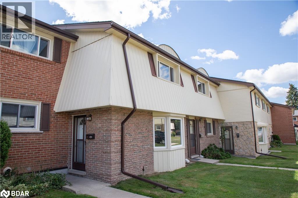 Property at 160 JANSEN Avenue Unit# 32 image 1