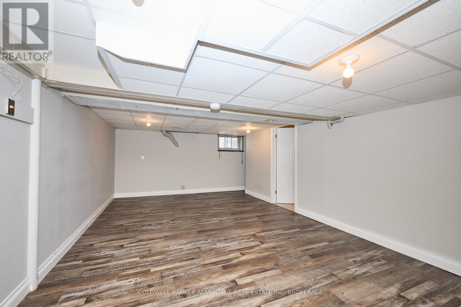 49 Carlton Avenue, Welland, Ontario  L3C 1P8 - Photo 34 - X12426536