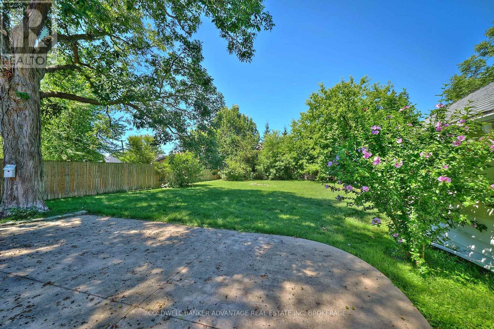 49 Carlton Avenue, Welland, Ontario  L3C 1P8 - Photo 39 - X12426536