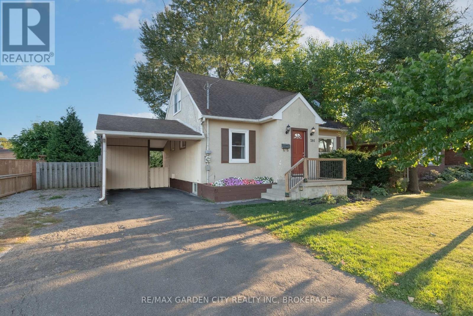 201 THOROLD ROAD, Welland, Ontario