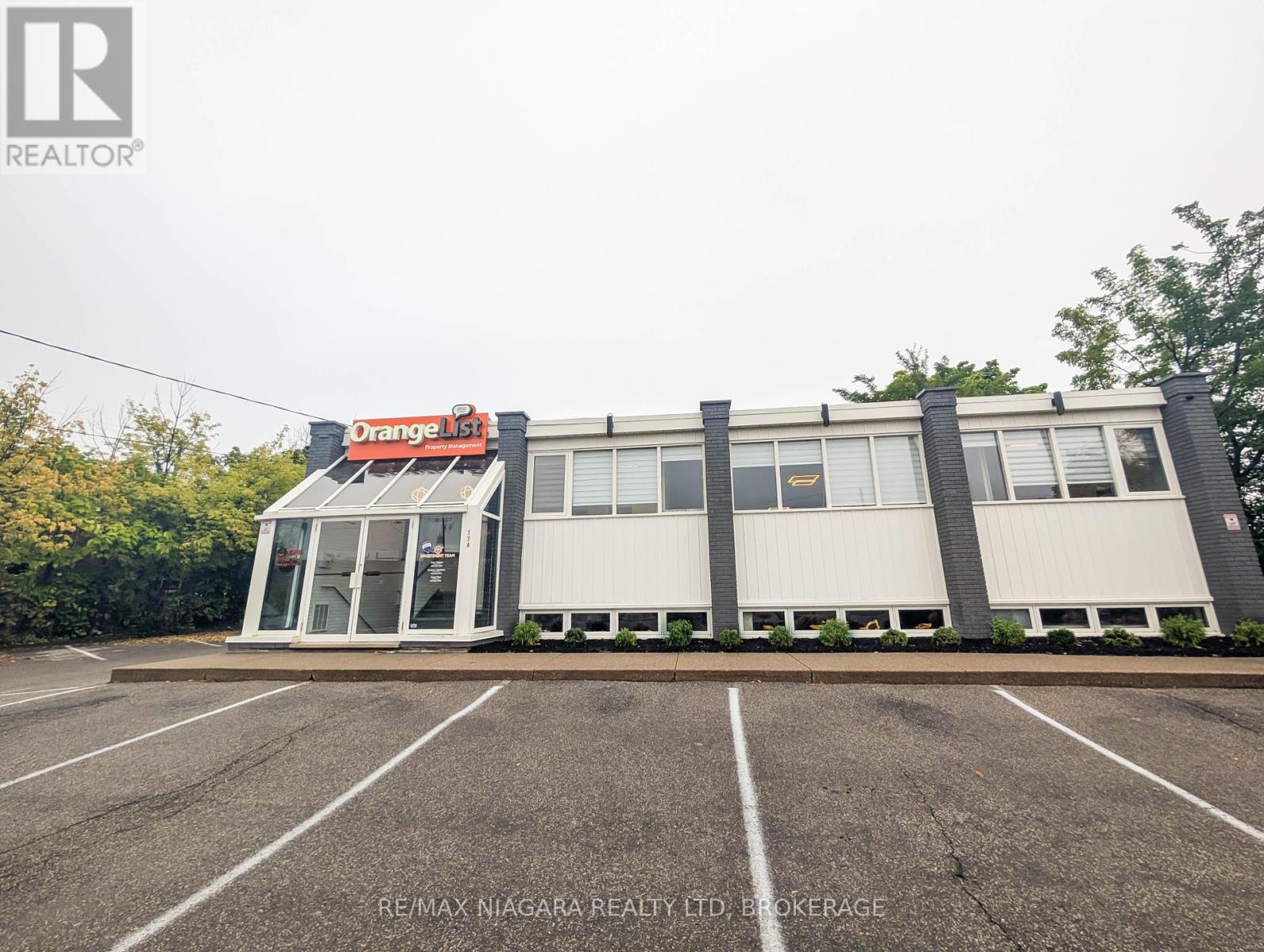LOWER UNIT - 174 EASTCHESTER AVENUE, St. Catharines, Ontario