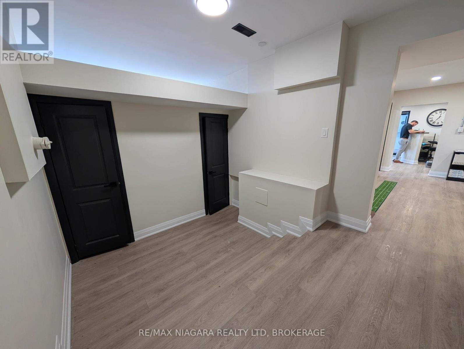 Lower Unit - 174 Eastchester Avenue, St. Catharines (E. Chester), Ontario  L2P 2Z7 - Photo 22 - X12426595