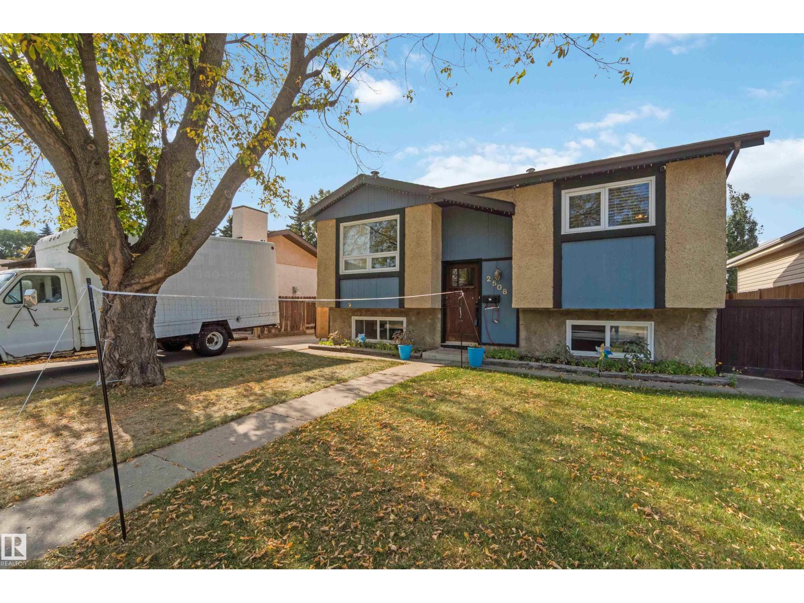 2508 49 St Nw, Edmonton, Alberta  T6L 3W9 - Photo 3 - E4459225