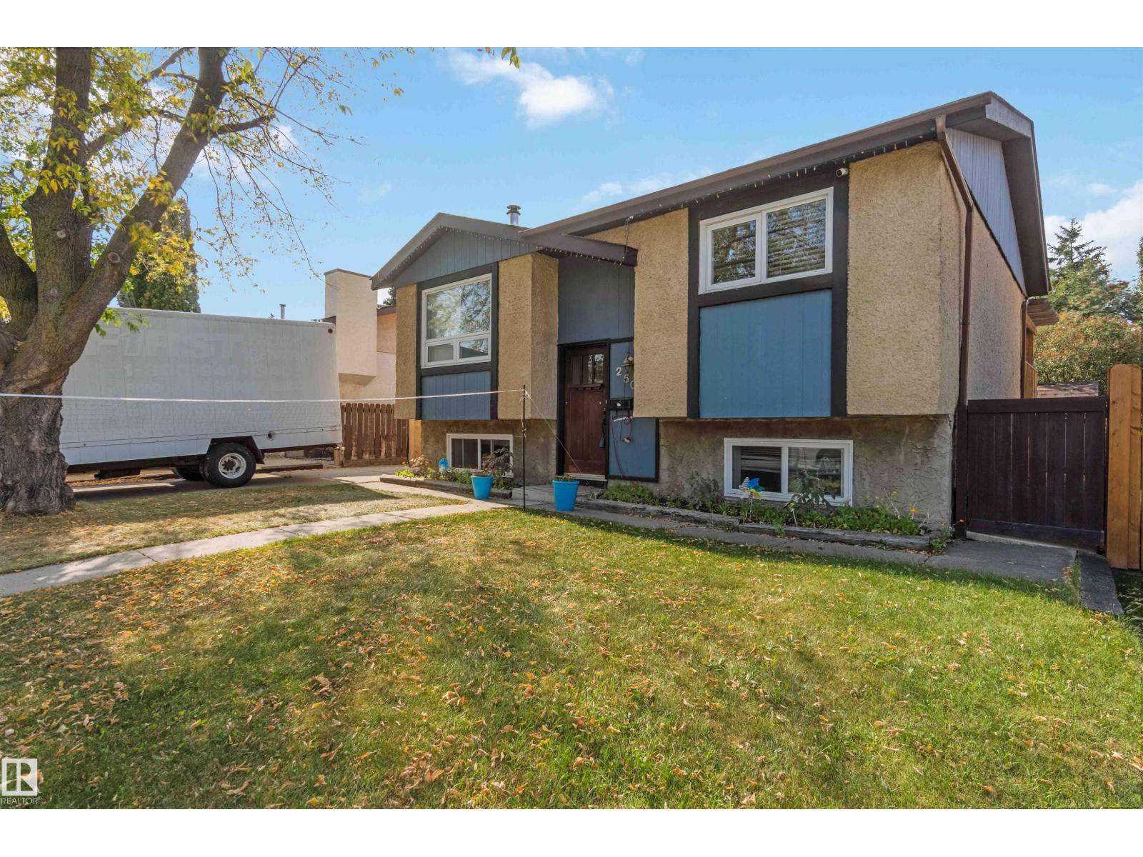 2508 49 St Nw, Edmonton, Alberta  T6L 3W9 - Photo 4 - E4459225