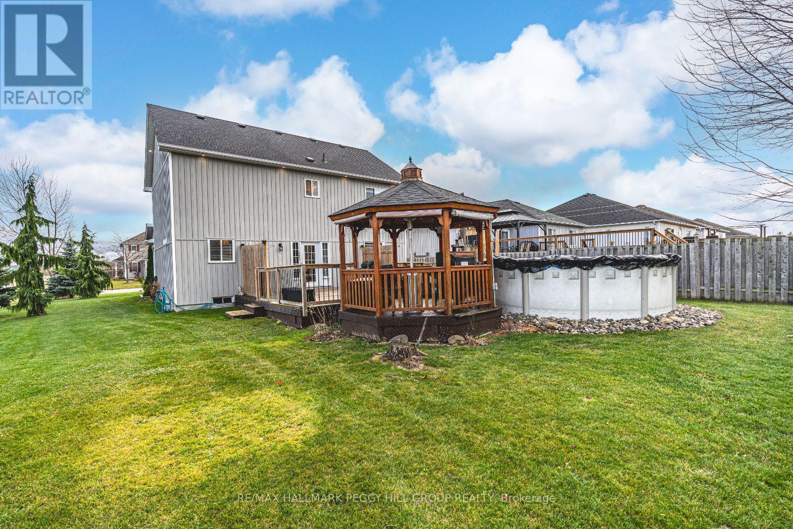 222 Red Oak Trail, Clearview, Ontario  L0M 1S0 - Photo 16 - S12426422
