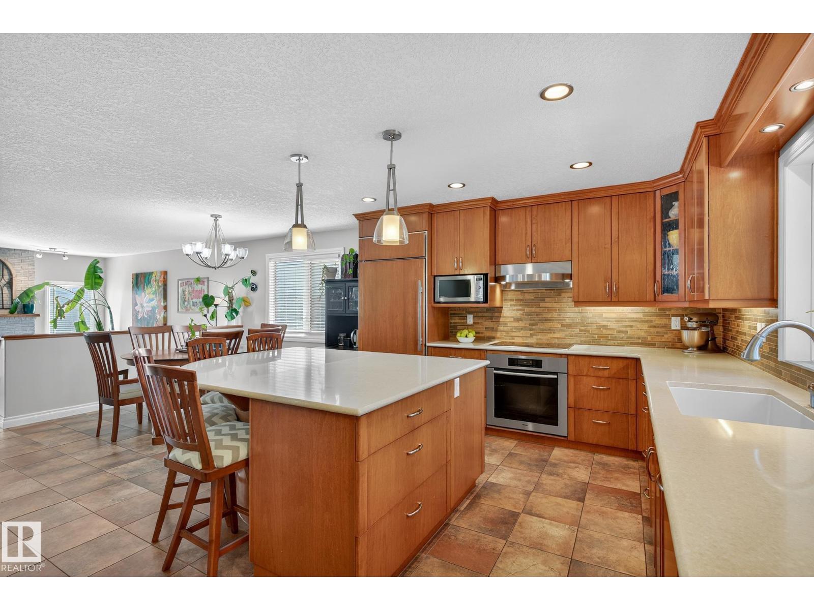 2432 106 St Nw, Edmonton, Alberta  T6J 4K5 - Photo 14 - E4459438