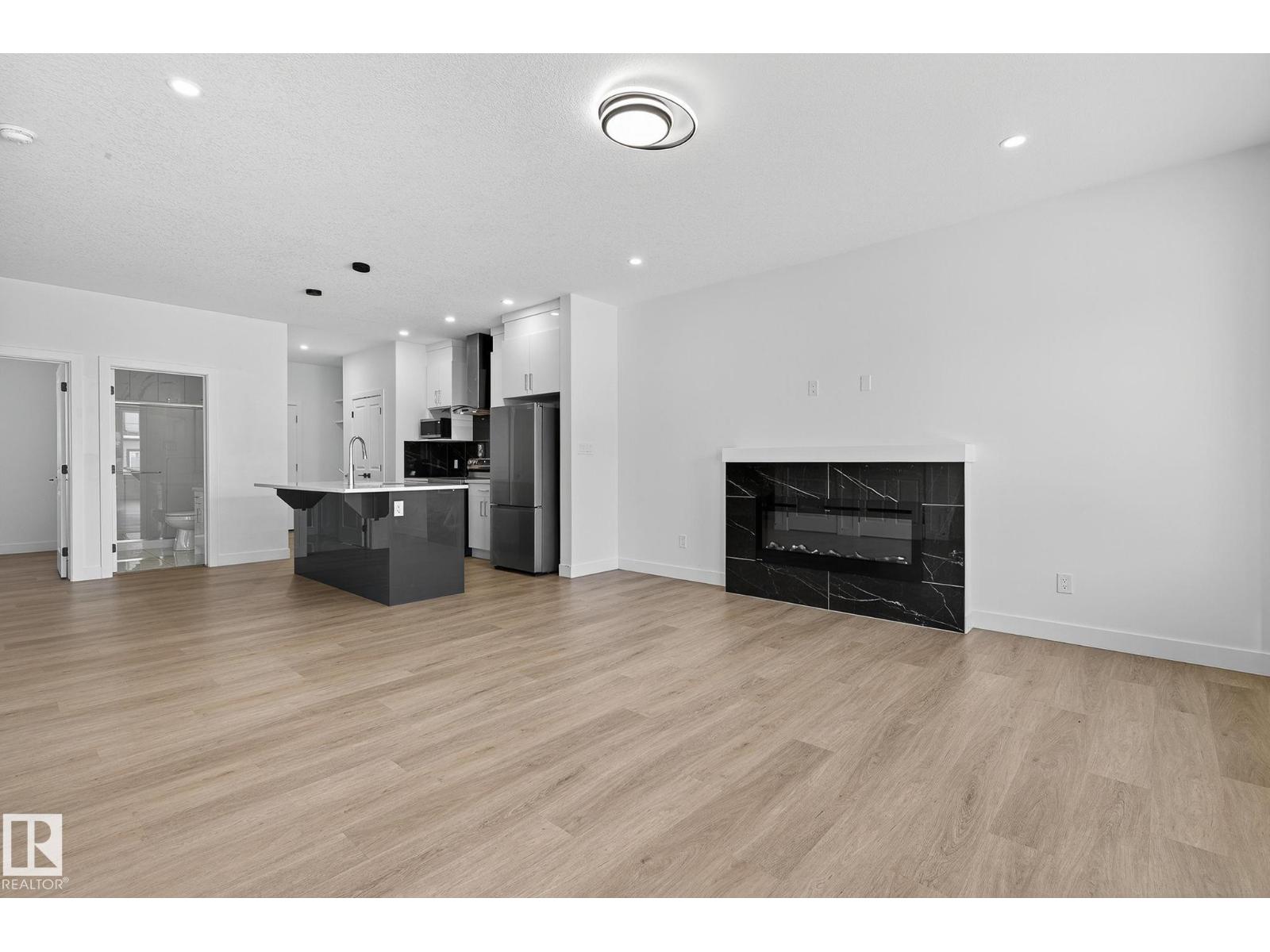 4603 36 St, Beaumont, Alberta  T4X 2W3 - Photo 3 - E4459442