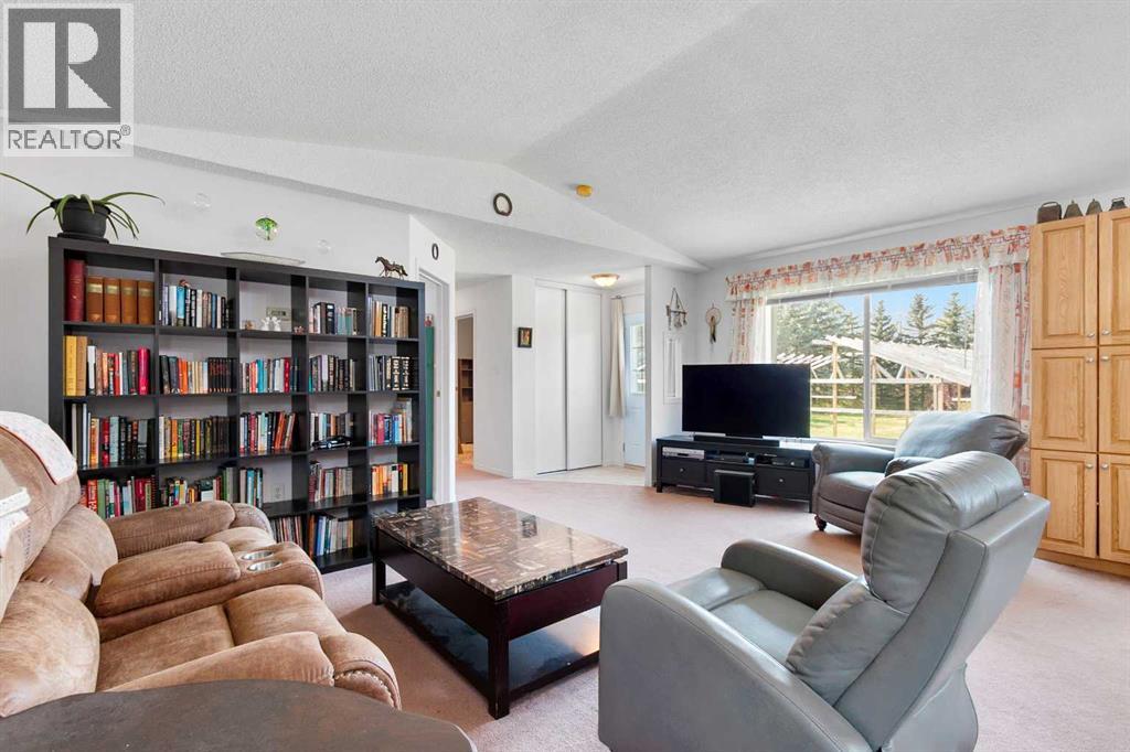 30032 Range Road 270, Rural Mountain View County, Alberta  T0M 0M0 - Photo 12 - A2253830