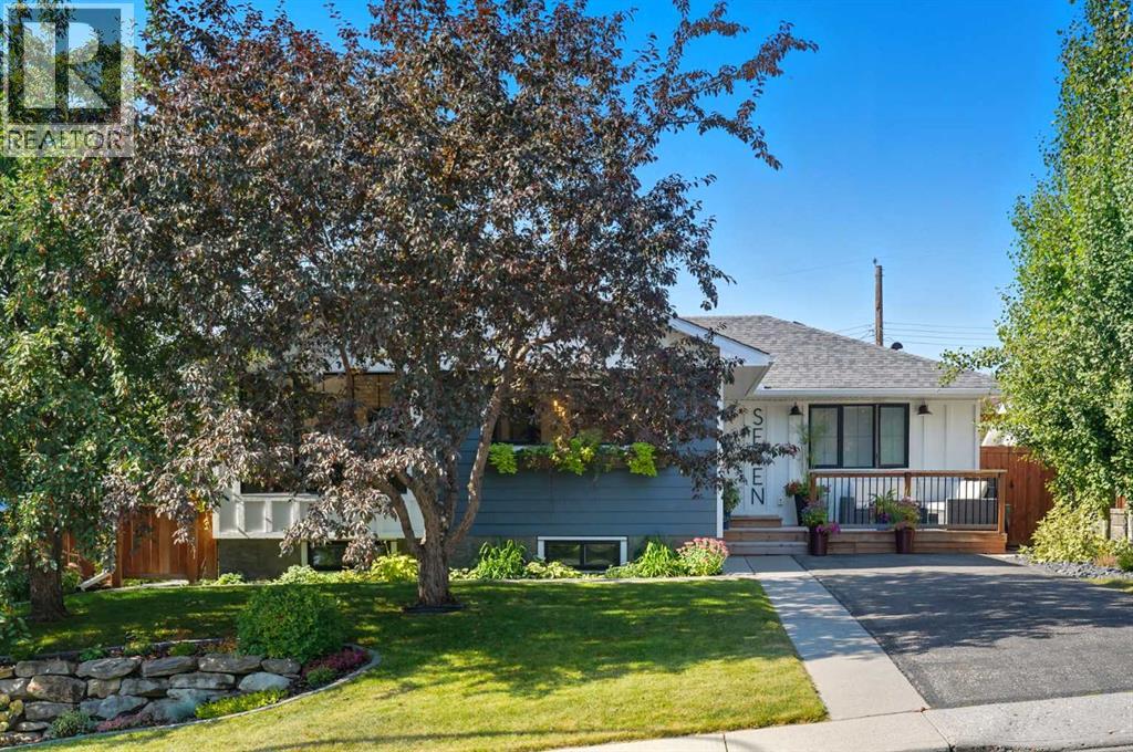 7 Roselake Street NW, Calgary, Alberta