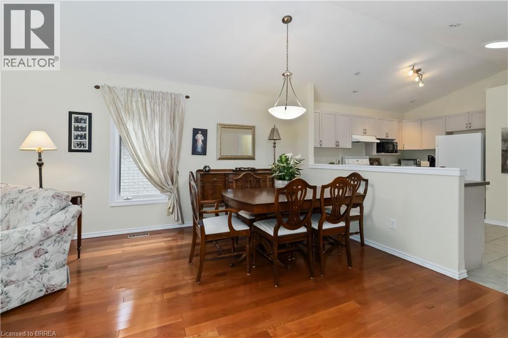 54 Glenwood Drive Unit# 15, Brantford, Ontario  N3S 3G6 - Photo 14 - 40773585