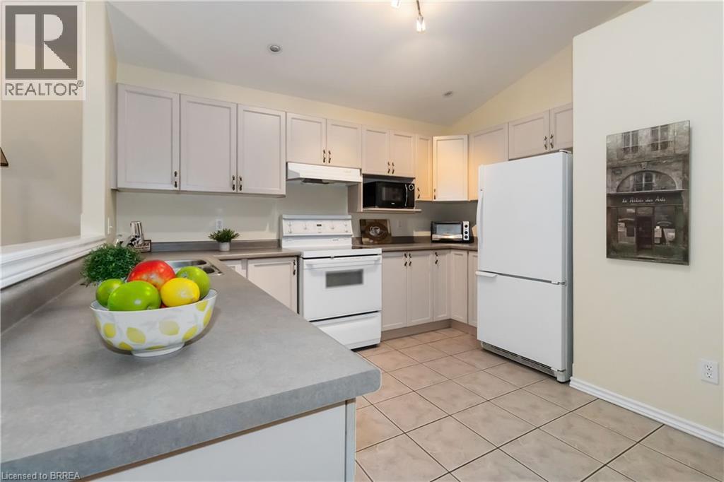 54 Glenwood Drive Unit# 15, Brantford, Ontario  N3S 3G6 - Photo 20 - 40773585