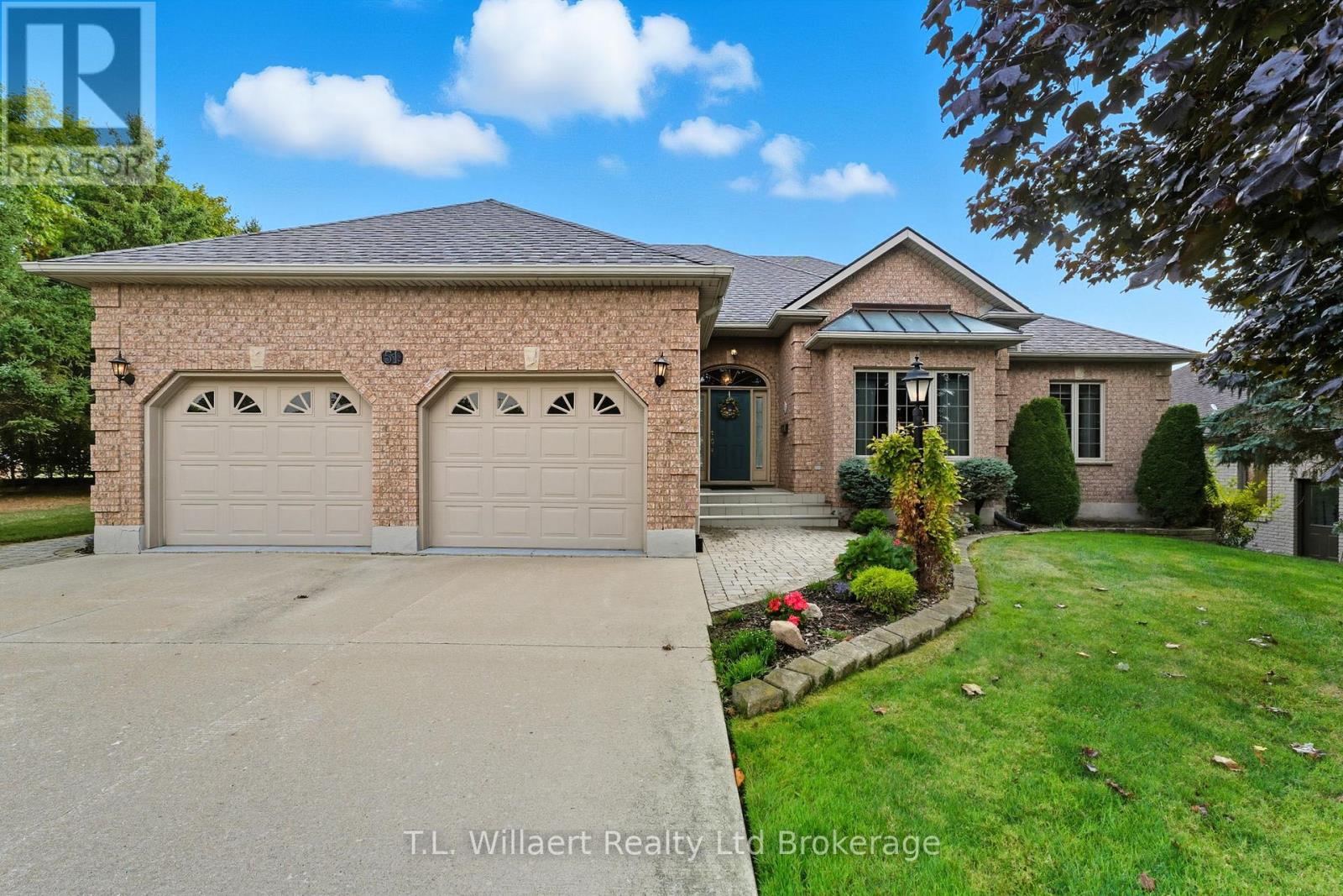 51 Demeyere Avenue, Tillsonburg photo number 2 51 Demeyere Avenue, Tillsonburg photo number 2