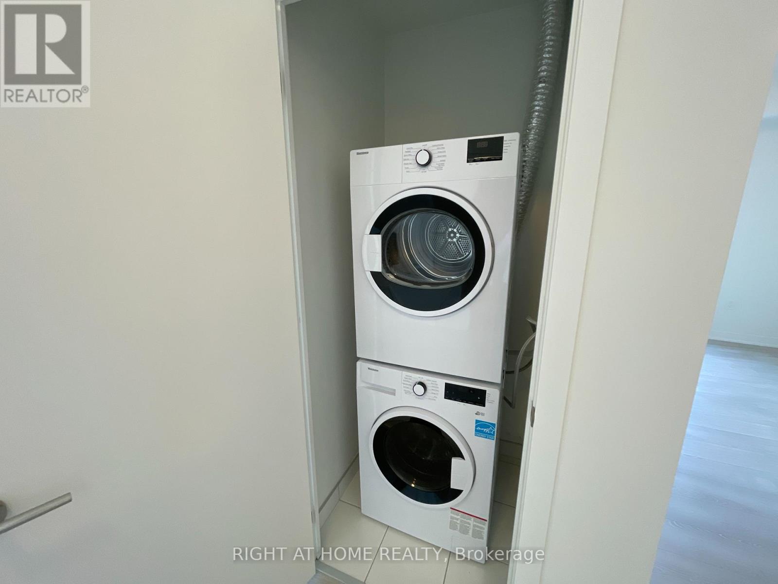 323 - 1 Kyle Lowry Road, Toronto, Ontario  M3C 1H7 - Photo 10 - C12426170