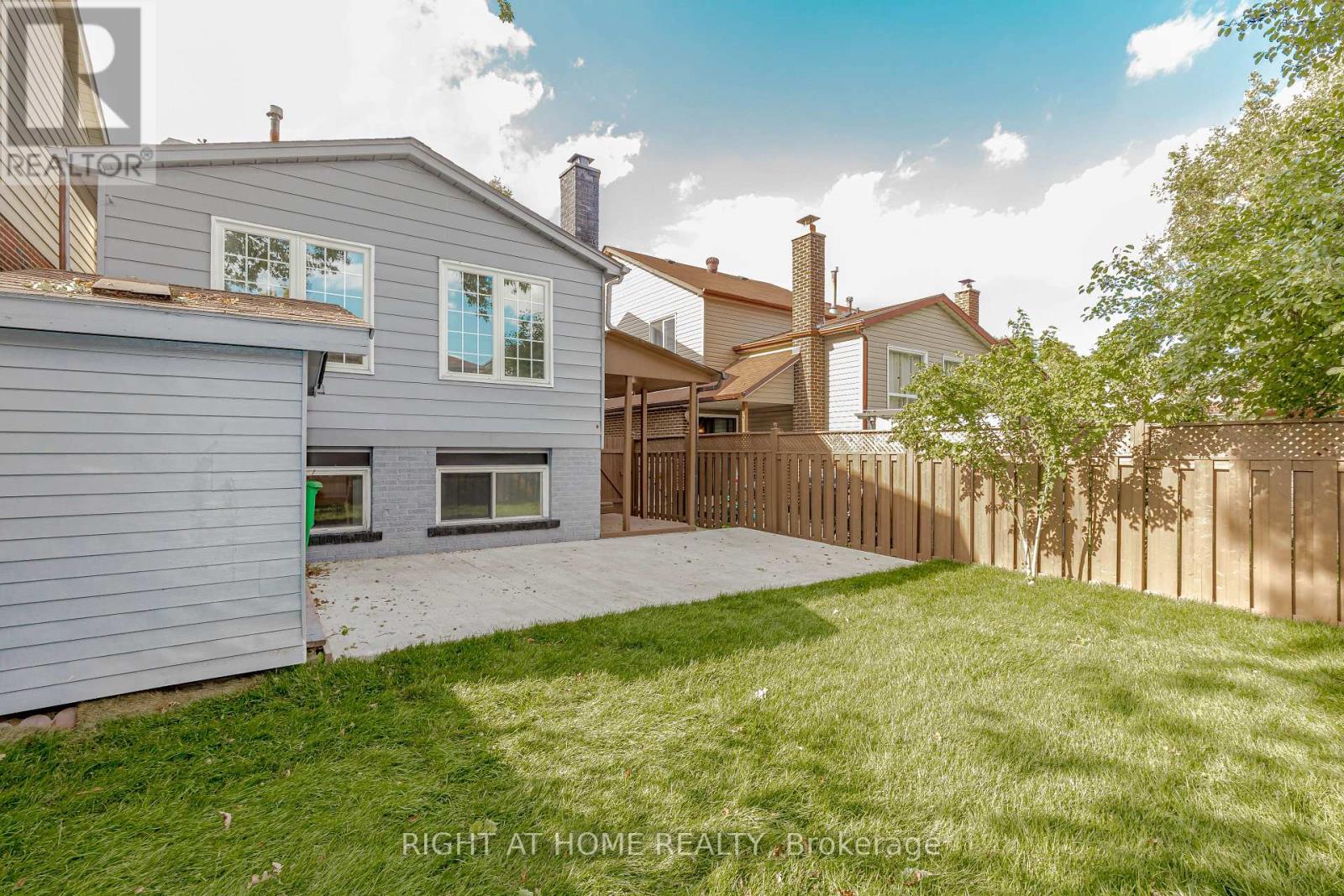 6 Bryant Court, Brampton, Ontario  L6X 2T1 - Photo 50 - W12426421