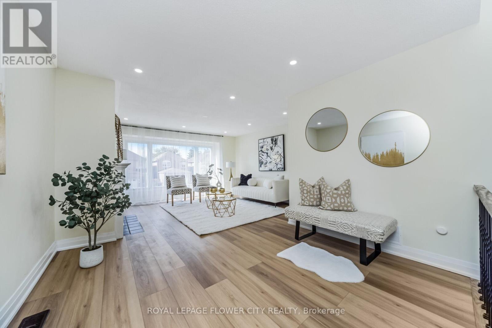 4 Natalie Court E, Brampton (Westgate), Ontario  L6S 5T2 - Photo 15 - W12426457