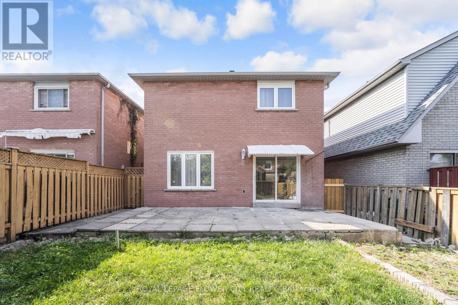 4 Natalie Court E, Brampton (Westgate), Ontario  L6S 5T2 - Photo 43 - W12426457