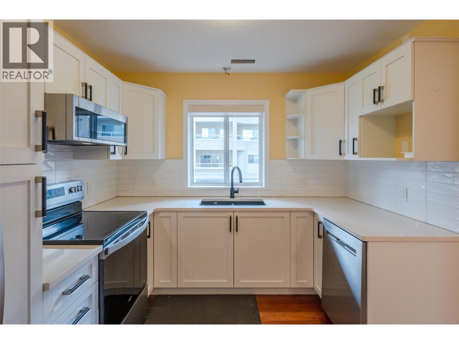 2275 Atkinson Street Unit# 602, Penticton, British Columbia V2A 8R7 - Photo 11 - 10364072