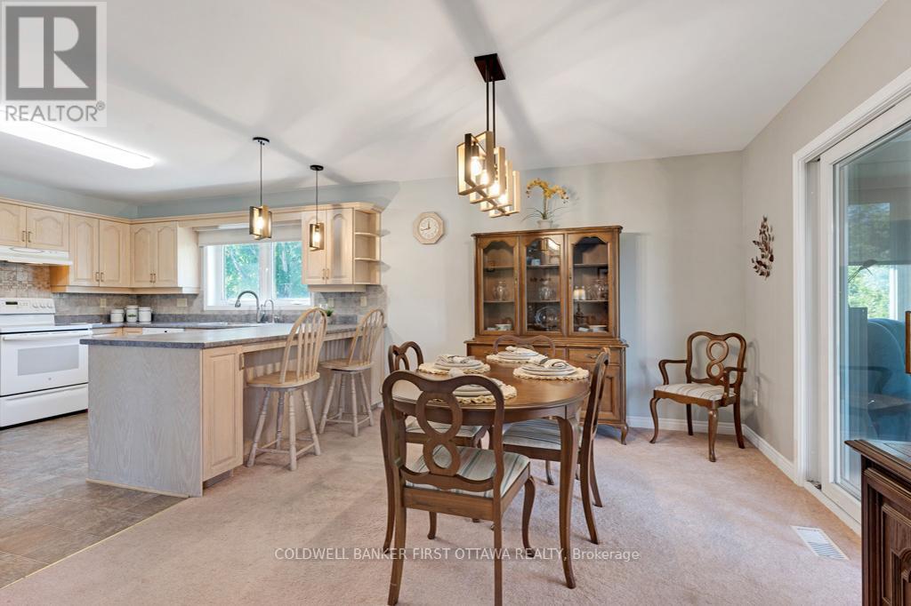 640 Mcconnell Road, Montague, Ontario  K0G 1N0 - Photo 11 - X12396576