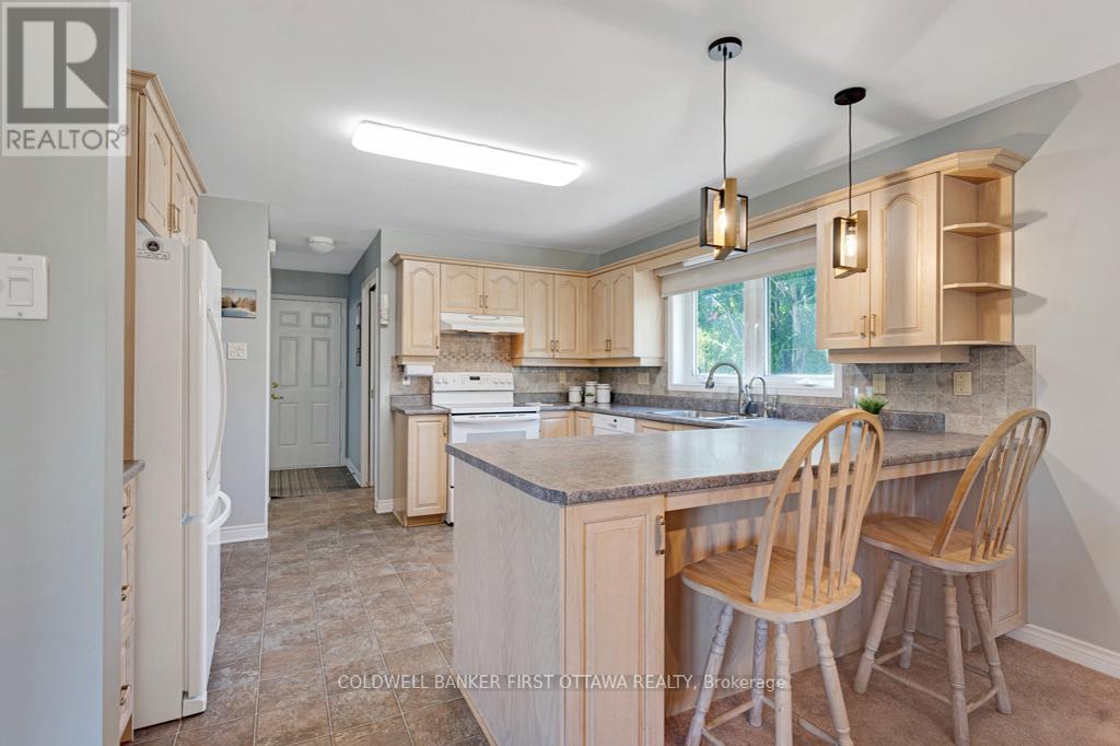 640 Mcconnell Road, Montague, Ontario  K0G 1N0 - Photo 12 - X12396576