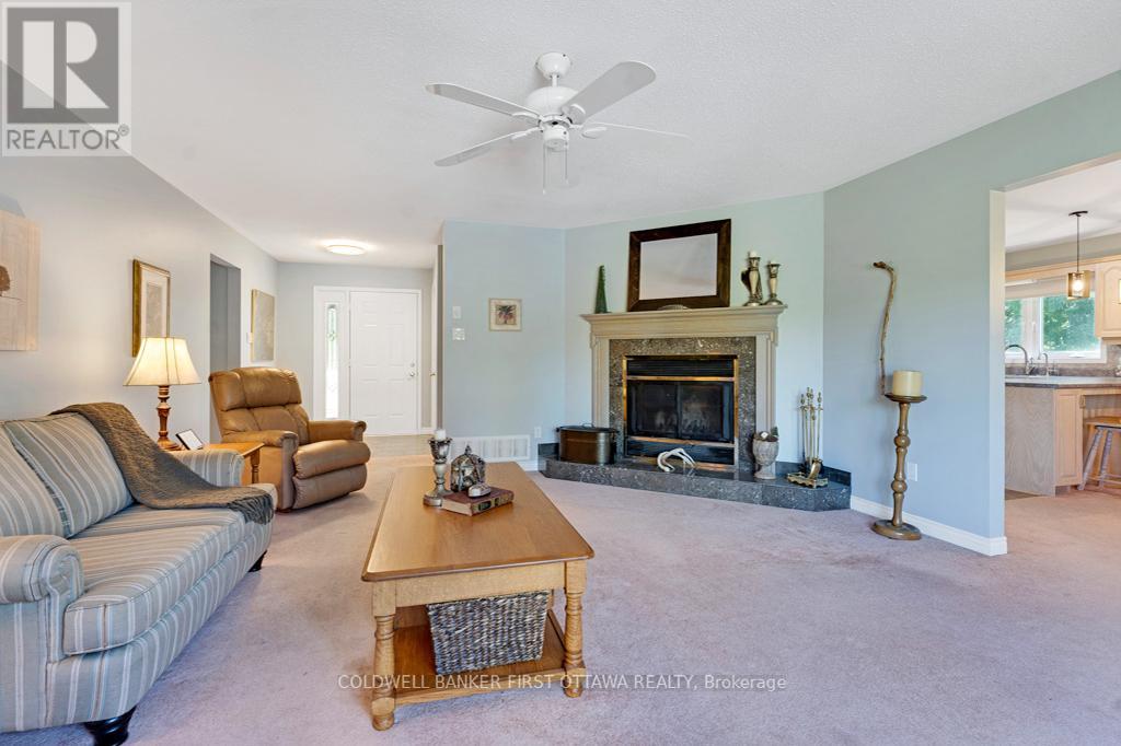 640 Mcconnell Road, Montague, Ontario  K0G 1N0 - Photo 8 - X12396576