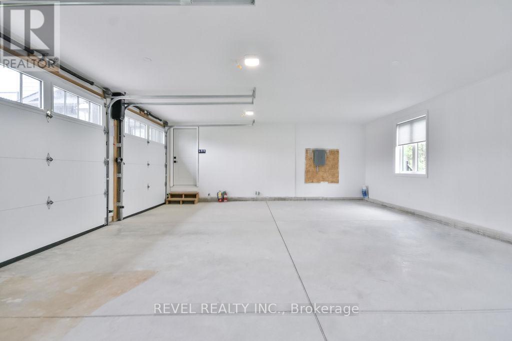 4 Clydesdale Court, Oro-Medonte, Ontario  L0K 1E0 - Photo 34 - S12356787